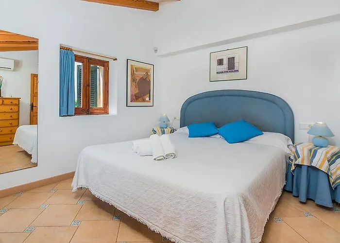 Pericas Almadrava Villa *